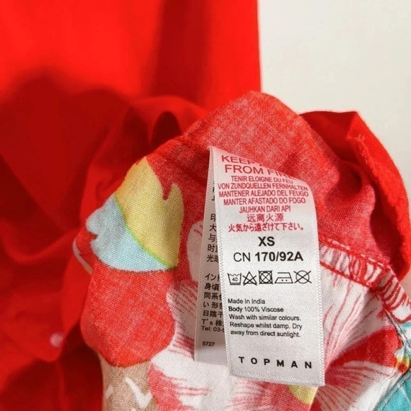 TOPMAN | HAWAII RED  GRAPHIC SHIRT - Picture 7 of 11